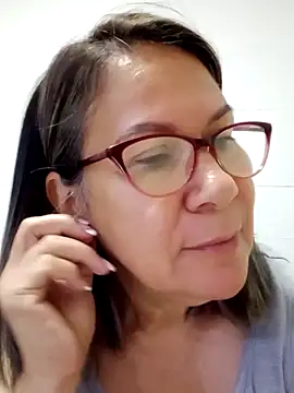 Snapshot of victoria_wayne chatting on 11-21-25, 10:03 victoria wayne online show from 11-21-25, 10:03