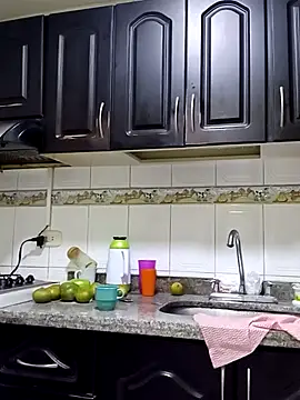 Snapshot of victoria_wayne chatting on 12-01-25, 09:58 victoria wayne online show from 12-01-25, 09:58