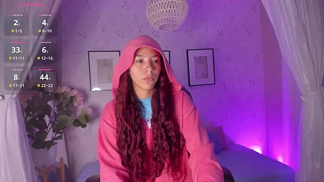 Snapshot of Gaby2_ chatting on 03-15-25, 12:13 Gaby2 online show from 03-15-25, 12:13