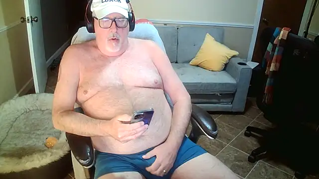 superbearboss online show from 12-20-25, 03:13