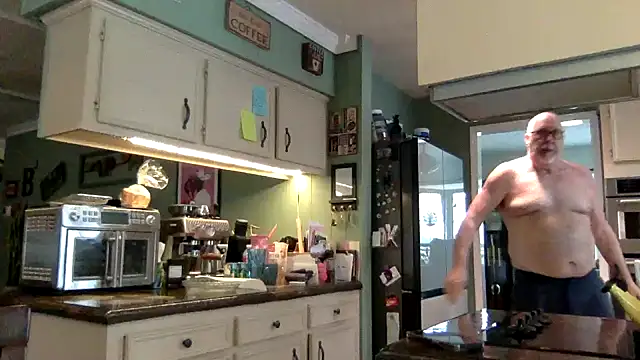 superbearboss online show from 02-20-26, 04:40