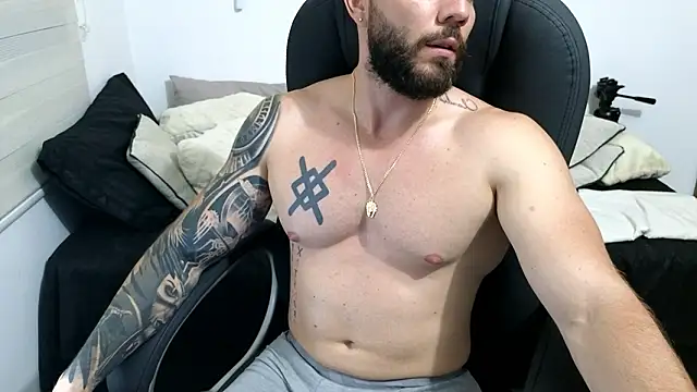 Isaac Carter online show from 03-08-26, 02:04