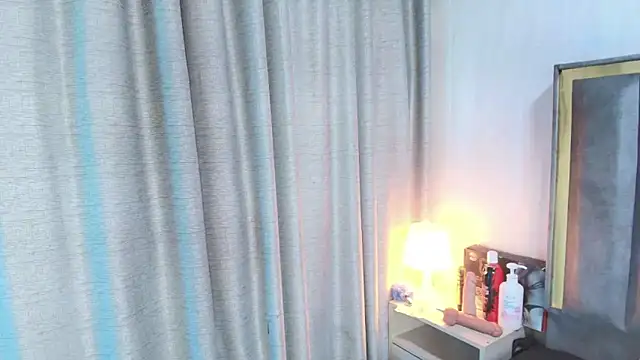 Snapshot of AvaX_777 chatting on 05-02-26, 11:37 AvaX 777 online show from 05-02-26, 11:37