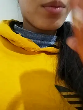 saraaxx1 online show from 11-20-25, 09:20