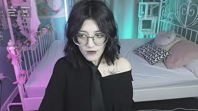 Snapshot of Setsunai_ chatting on 03-12-25, 02:52 Setsunai  online show from 03-12-25, 02:52