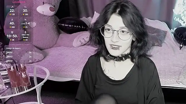 Snapshot of Setsunai_ chatting on 03-14-25, 02:42 Setsunai  online show from 03-14-25, 02:42