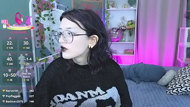 Snapshot of Setsunai_ chatting on 03-21-25, 03:22 Setsunai  online show from 03-21-25, 03:22