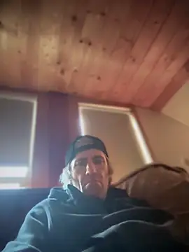 6poundtown9 online show from 03-12-26, 05:52