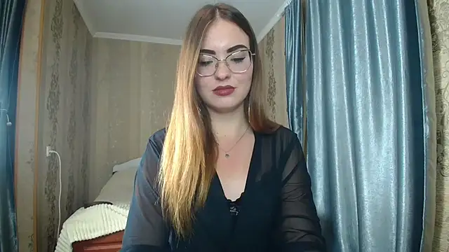 Leila Kissyu online show from 09-27-25, 06:02