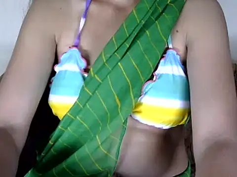 Snapshot of priya_patel chatting on 03-11-25, 05:16 priya patel online show from 03-11-25, 05:16