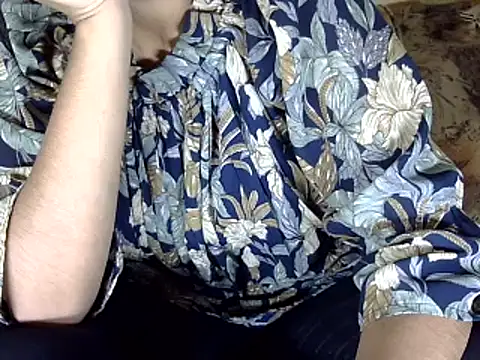 Snapshot of priya_patel chatting on 09-27-25, 04:39 priya patel online show from 09-27-25, 04:39