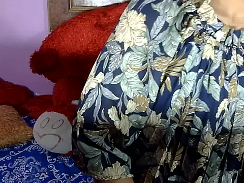 Snapshot of priya_patel chatting on 11-19-25, 05:07 priya patel online show from 11-19-25, 05:07