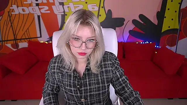 SelenaIris online show from 03-17-25, 02:01