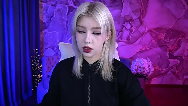 SelenaIris online show from 09-27-25, 06:29