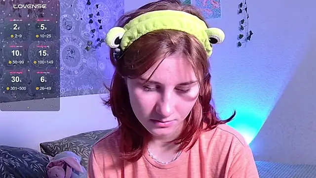 Snapshot of Cute_Cate404 chatting on 09-26-25, 03:21 Cute Cate404 online show from 09-26-25, 03:21