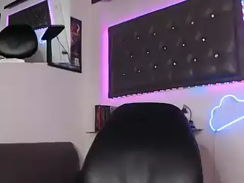 Monkey uchiha777 online show from 03-14-25, 06:50