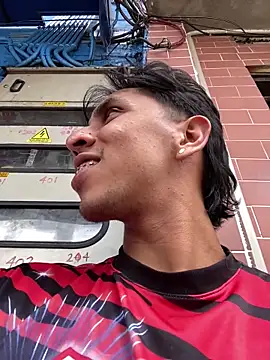 Snapshot of Monkey_uchiha777 chatting on 09-28-25, 06:35 Monkey uchiha777 online show from 09-28-25, 06:35