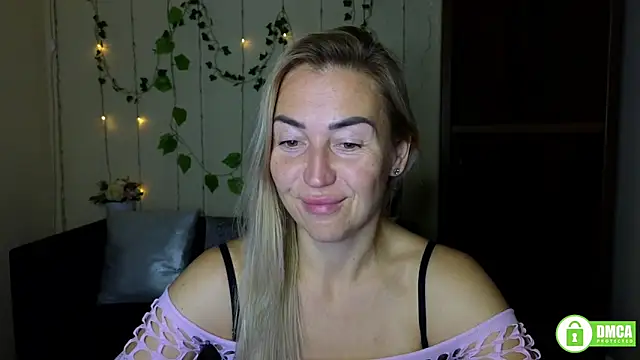 Kiss julli88I online show from 09-29-25, 05:29