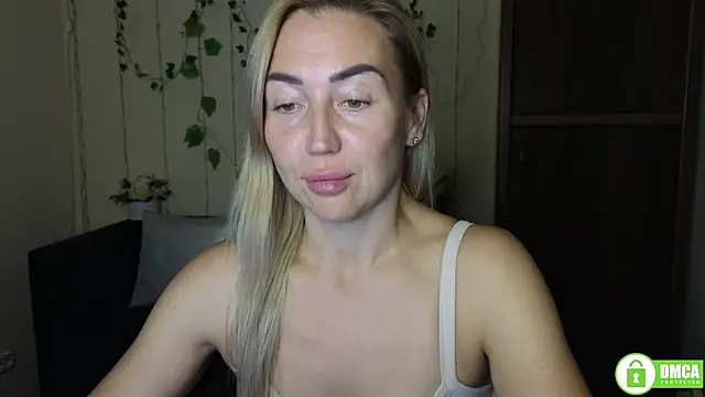 Kiss julli88I online show from 10-12-25, 05:23