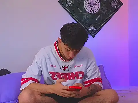 samevansx  online show from 11-27-25, 12:51