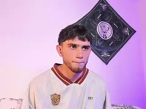 samevansx  online show from 03-28-26, 05:34