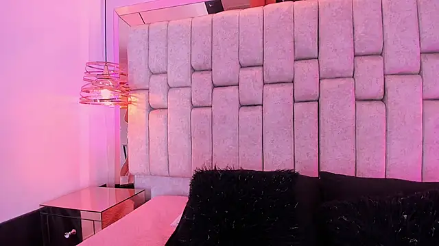 MaddyCrofft online show from 04-01-26, 11:22