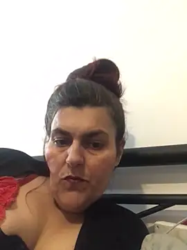 Snapshot of Curvy-Essex-Milf chatting on 10-11-25, 03:43 Curvy-Essex-Milf online show from 10-11-25, 03:43