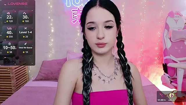 Snapshot of JaneRayan chatting on 10-09-25, 05:11 JaneRayan online show from 10-09-25, 05:11