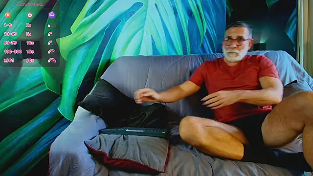 Snapshot of LukeCrews chatting on 09-16-25, 07:15 LukeCrews online show from 09-16-25, 07:15