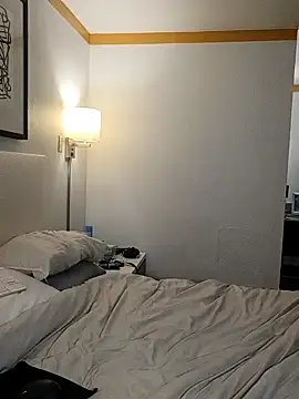 Snapshot of KITTYBOOBOOFUXX chatting on 10-25-25, 06:35 KITTYBOOBOOFUXX online show from 10-25-25, 06:35