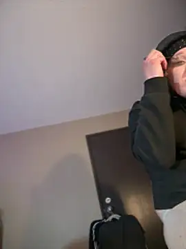 KITTYBOOBOOFUXX online show from 04-03-26, 06:33