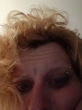 KITTYBOOBOOFUXX online show from 04-22-26, 10:06