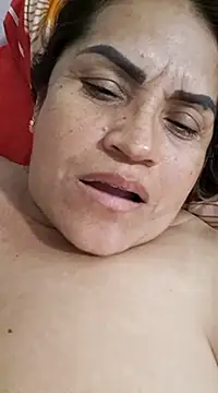 Snapshot of Milena_Foox chatting on 03-18-25, 04:04 Milena Foox online show from 03-18-25, 04:04