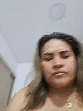 Snapshot of Milena_Foox chatting on 03-19-25, 03:08 Milena Foox online show from 03-19-25, 03:08