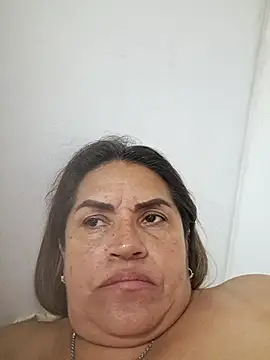 Snapshot of Milena_Foox chatting on 11-13-25, 04:06 Milena Foox online show from 11-13-25, 04:06