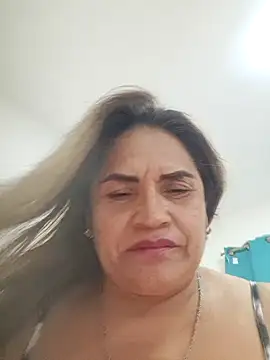 Snapshot of Milena_Foox chatting on 11-19-25, 05:29 Milena Foox online show from 11-19-25, 05:29