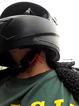 Luna-nevada online show from 09-18-25, 01:57