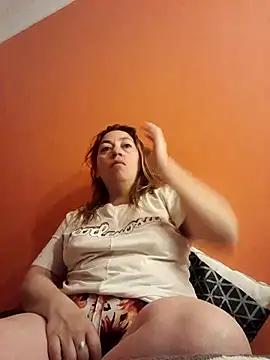 Luna-nevada online show from 10-27-25, 10:19