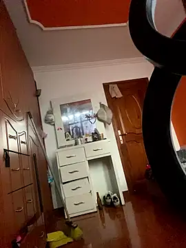 Luna-nevada online show from 01-08-26, 01:24