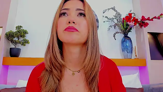 Snapshot of AzuraWave chatting on 03-13-25, 02:16 AzuraWave online show from 03-13-25, 02:16