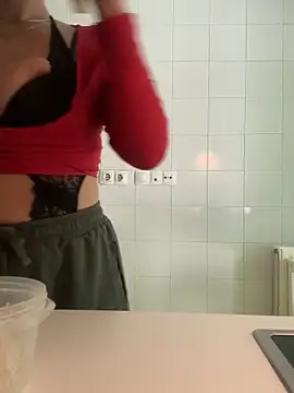 Hannah Kiim online show from 04-03-26, 11:30