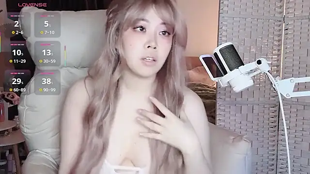 Cocobee online show from 03-02-26, 05:09