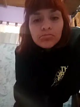 Snapshot of Putitaa34 chatting on 11-21-25, 07:45 Putitaa34 online show from 11-21-25, 07:45