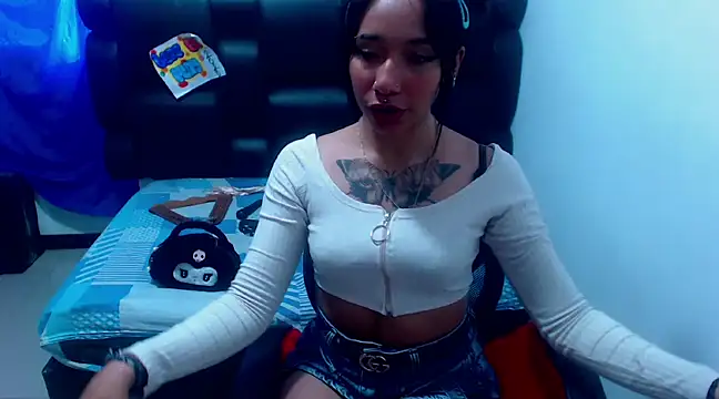 XxxReinaSexyBodyxxX777 online show from 03-15-25, 01:18