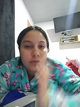 esmeralda jadees online show from 05-13-26, 01:19
