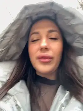 Snapshot of AleksandraRich chatting on 10-14-25, 02:12 AleksandraRich online show from 10-14-25, 02:12