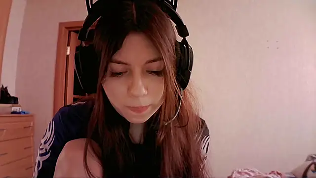 Snapshot of RendyDow chatting on 03-21-25, 07:11 RendyDow online show from 03-21-25, 07:11