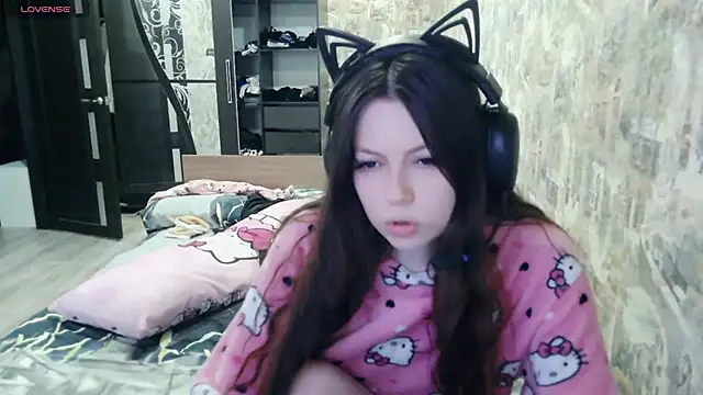 Snapshot of RendyDow chatting on 11-27-25, 08:27 RendyDow online show from 11-27-25, 08:27