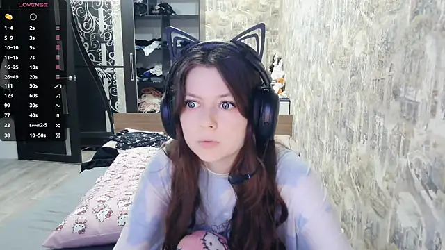 Snapshot of RendyDow chatting on 12-05-25, 08:23 RendyDow online show from 12-05-25, 08:23