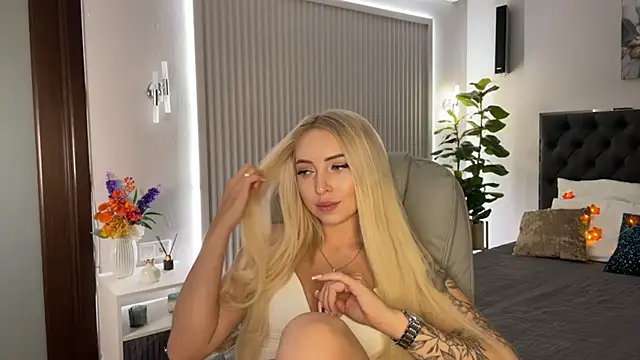 OhMyEmma online show from 10-03-25, 11:46